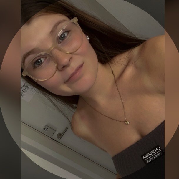 Instagram Profilbild von laura2351_