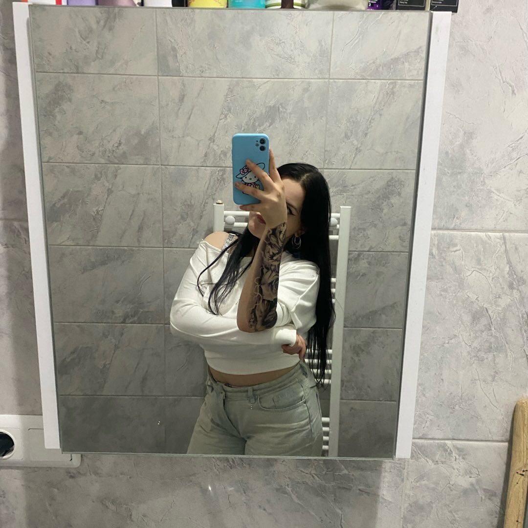 Instagram Profilbild von _kardelenctnky