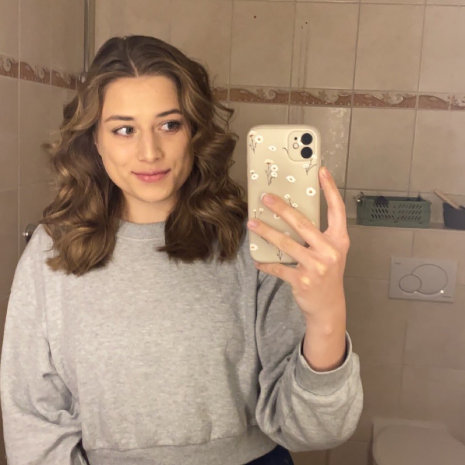 Instagram Profilbild von lenaschrter