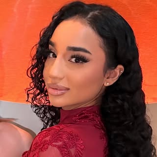 Instagram Profilbild von aainaasim