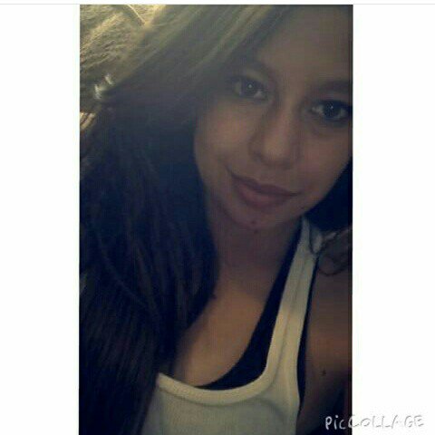 Instagram Profilbild von _.adela._