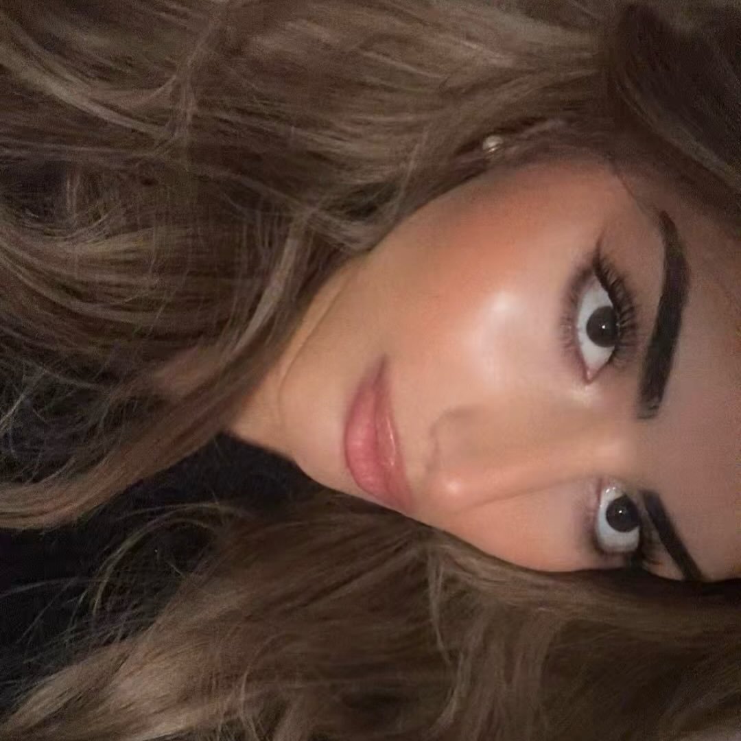 Instagram Profilbild von lilllyhassan