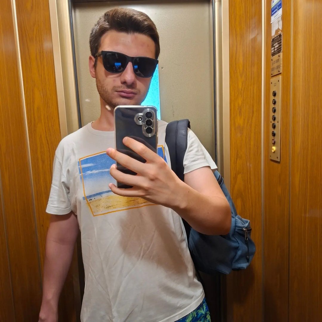 Instagram Profilbild von _ilvarro