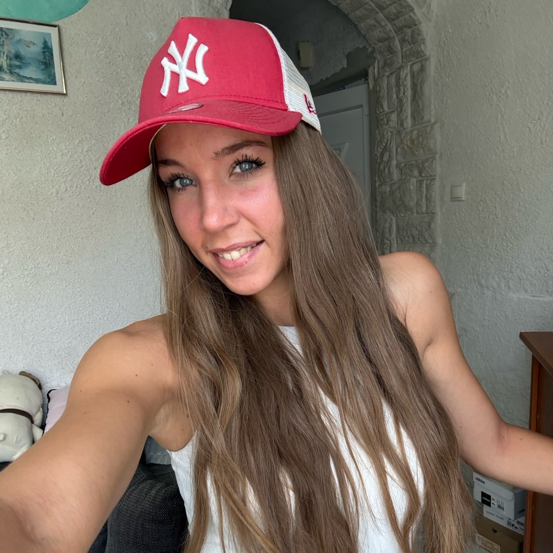 Instagram Profilbild von santa_szandraa