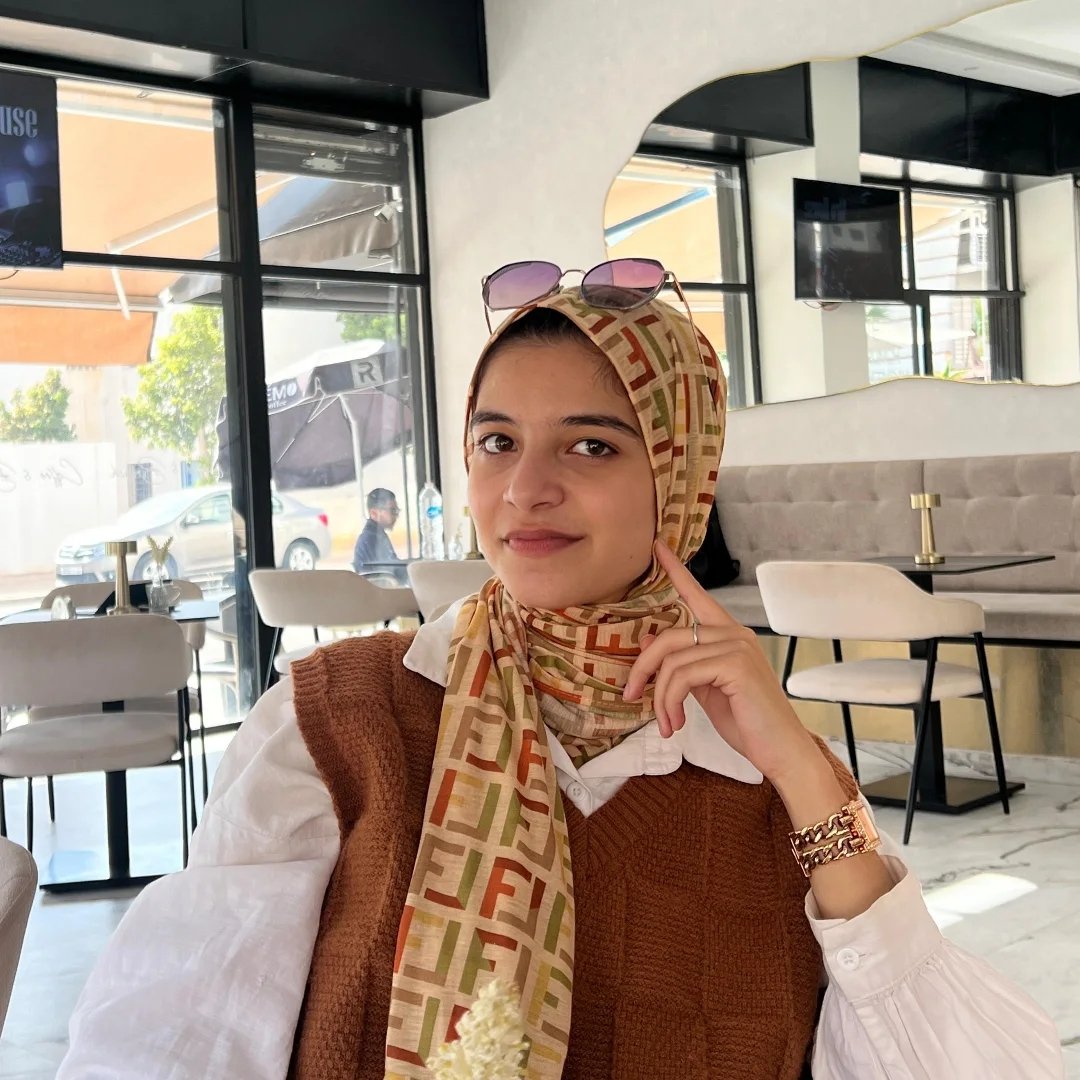 Instagram Profilbild von ayahsenoussi