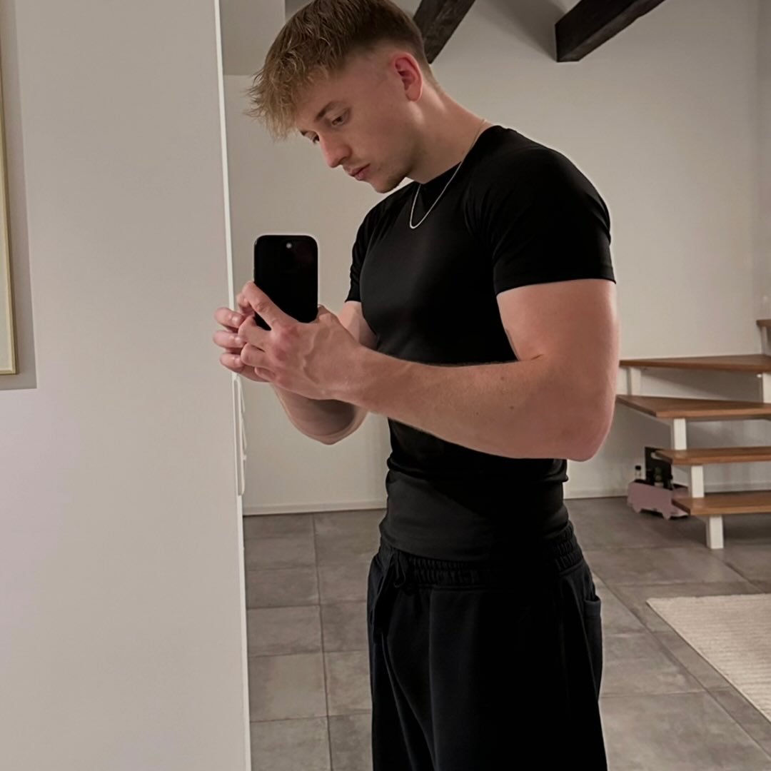 Instagram Profilbild von lennard7.7