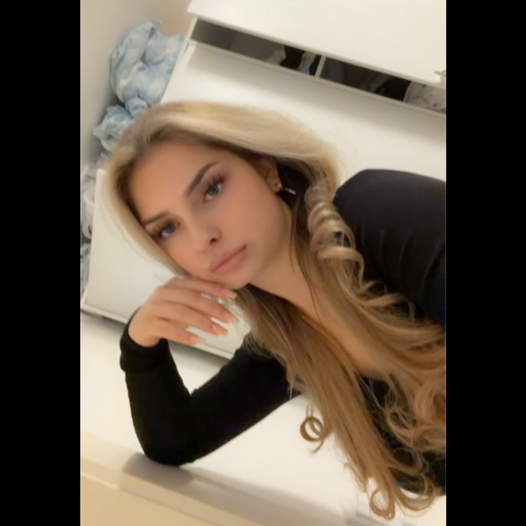 Instagram Profilbild von lara__brmn