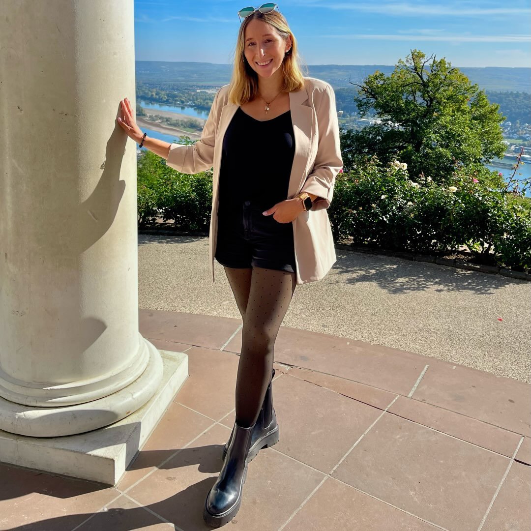 Instagram Profilbild von julie_xvii17