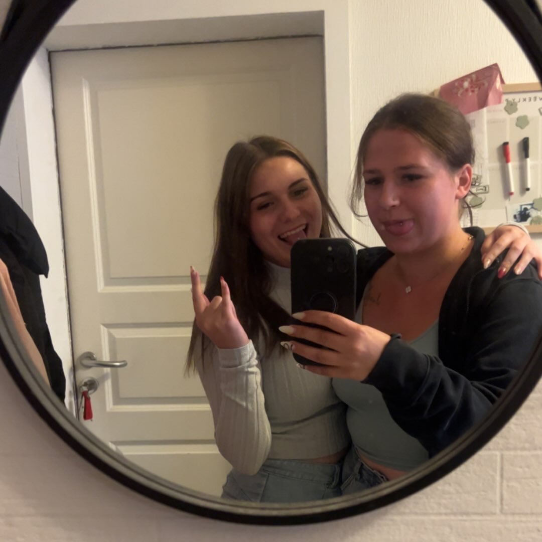 Instagram Profilbild von e.x.m.y