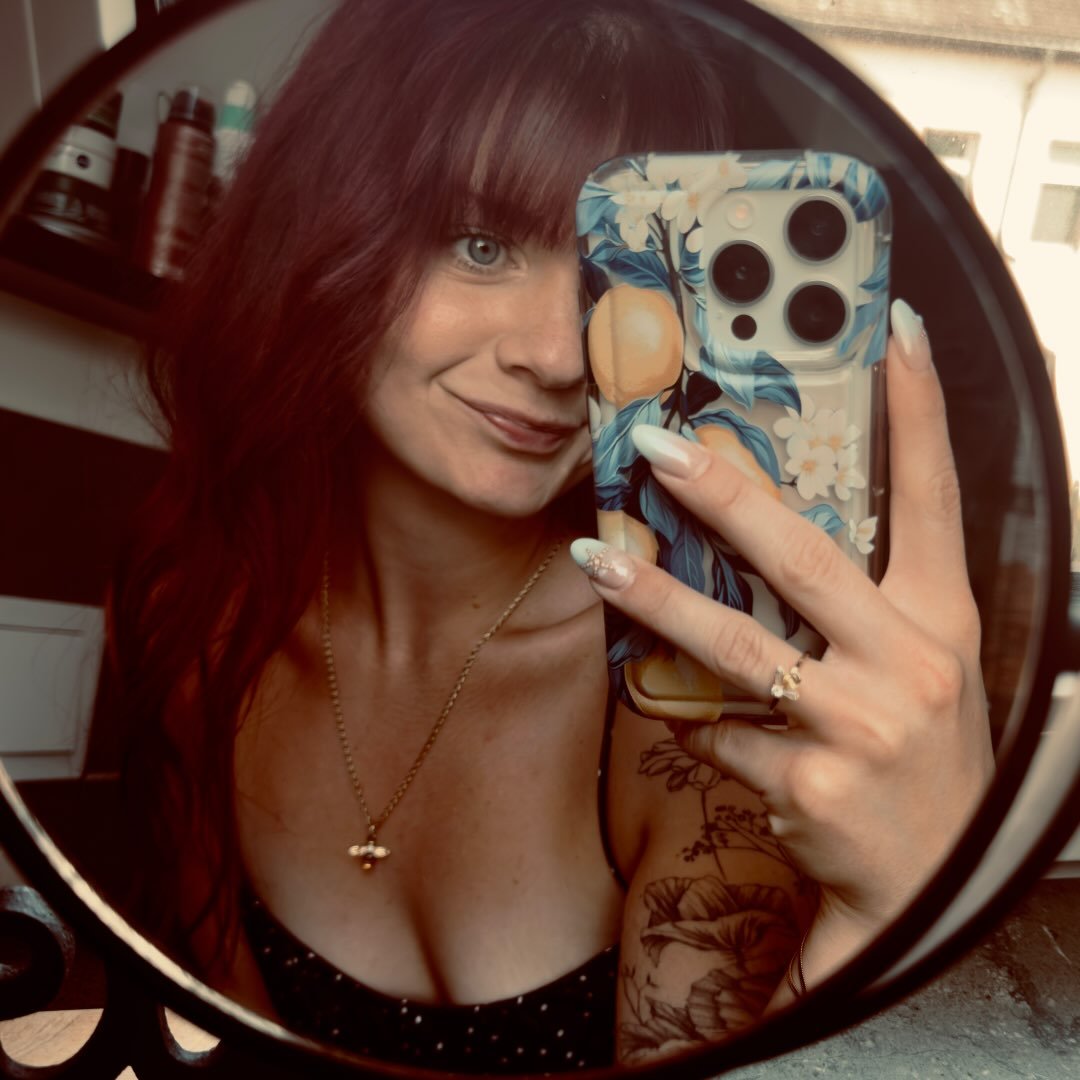 Instagram Profilbild von jennihoelzlein