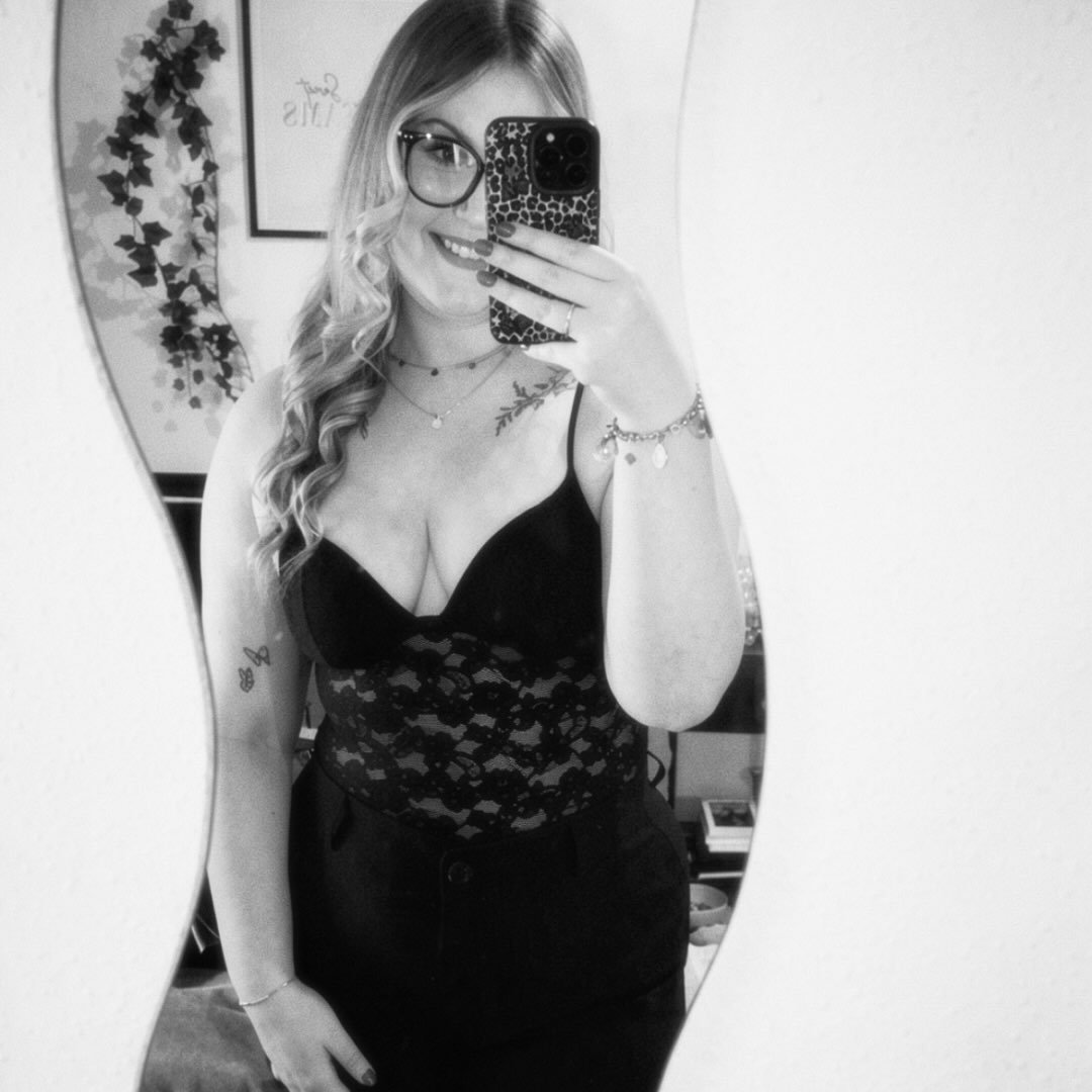 Instagram Profilbild von emely.clxm