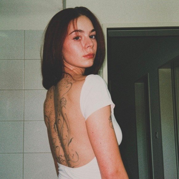 Instagram Profilbild von chey.stn