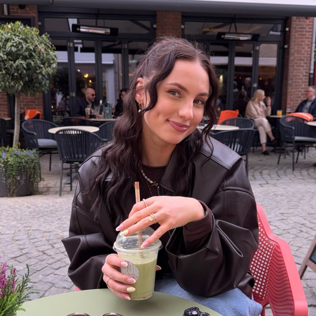 Instagram Profilbild von julie_hlnd
