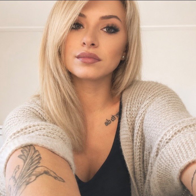 Instagram Profilbild von _angie_243_