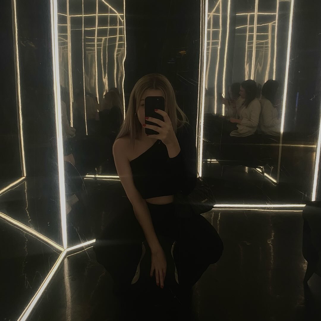 Instagram Profilbild von nicoleborisov