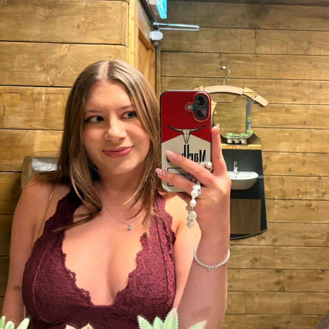 Instagram Profilbild von holly_davidsonxo