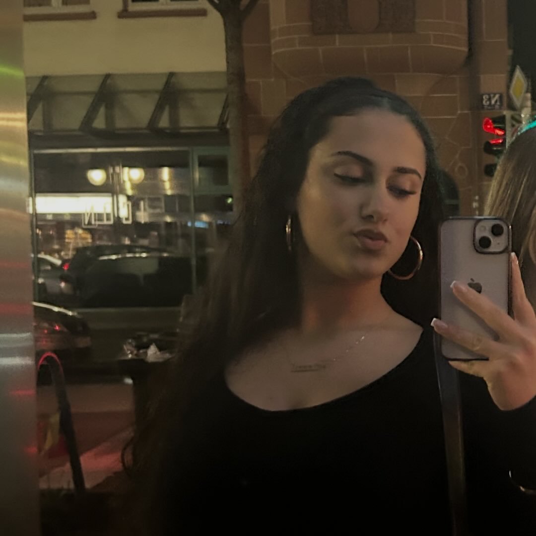 Instagram Profilbild von larissa.hmz