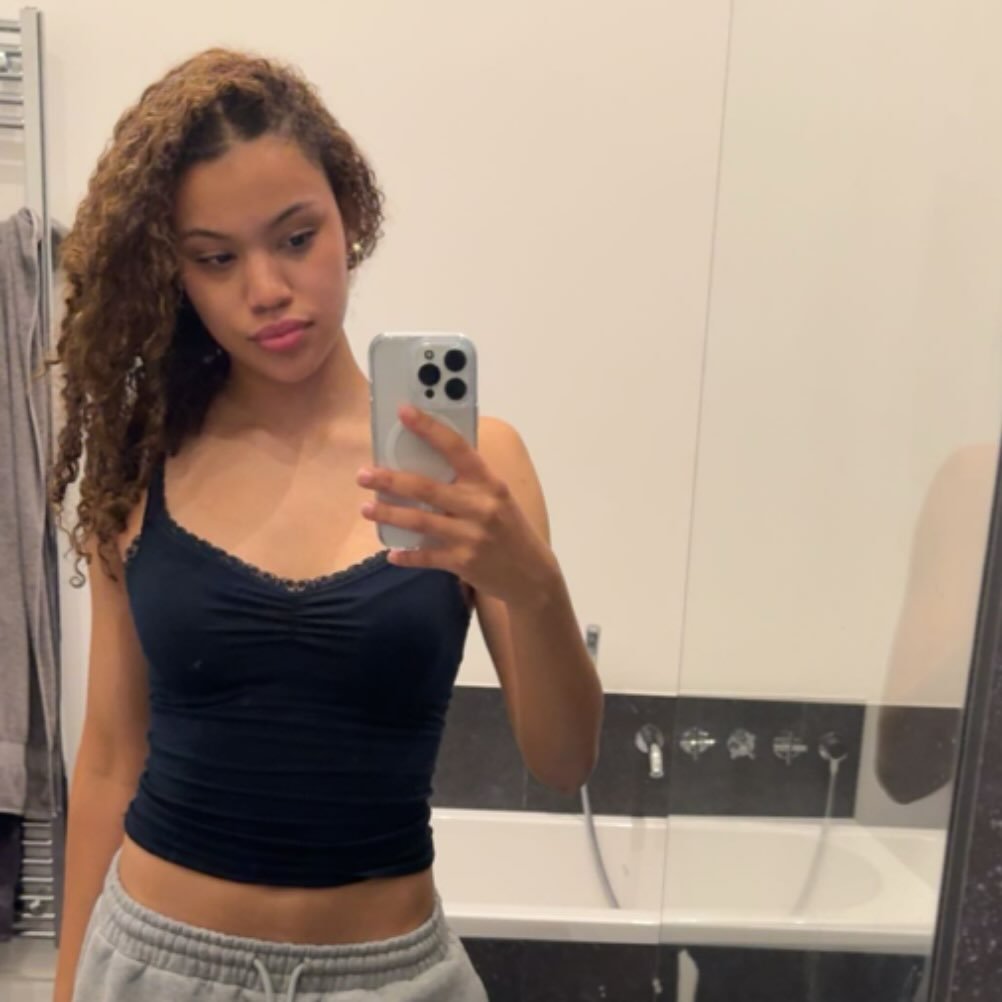 Instagram Profilbild von charlizecrs