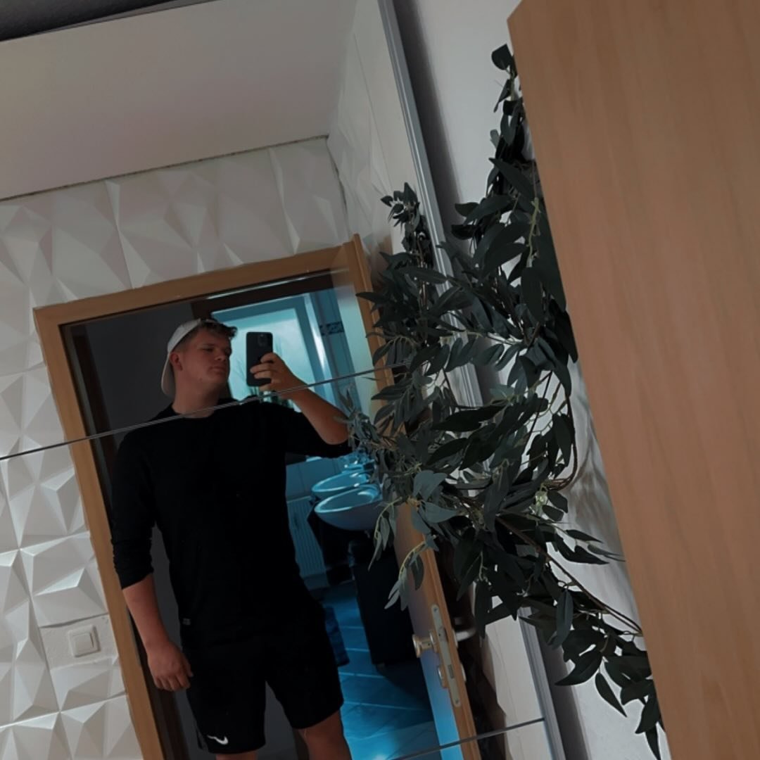 Instagram Profilbild von rouven_1301