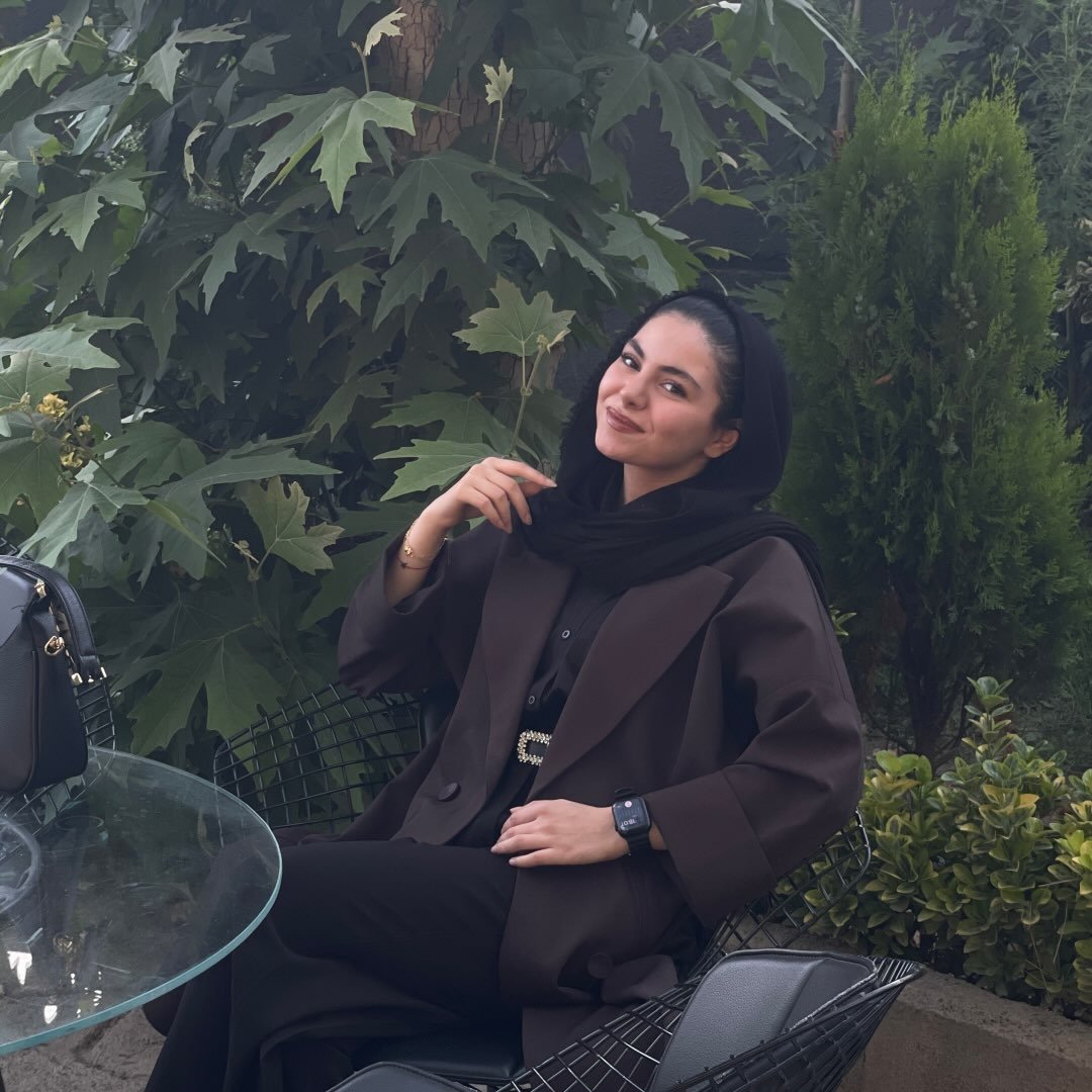 Instagram Profilbild von mahsaakbariiiii2