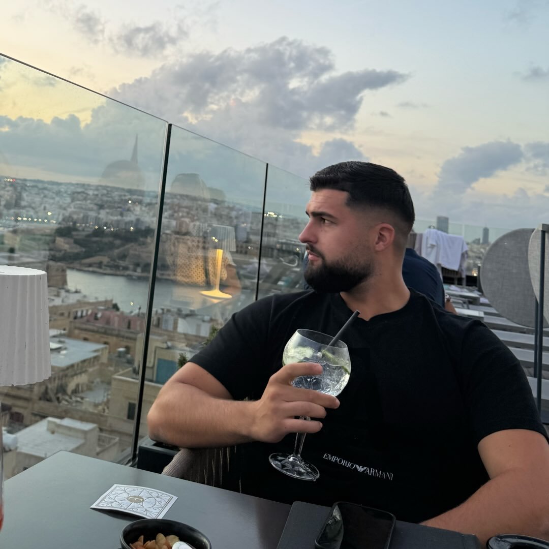 Instagram Profilbild von enearushitii