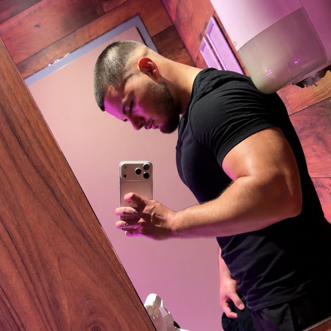 Instagram Profilbild von destaniamir