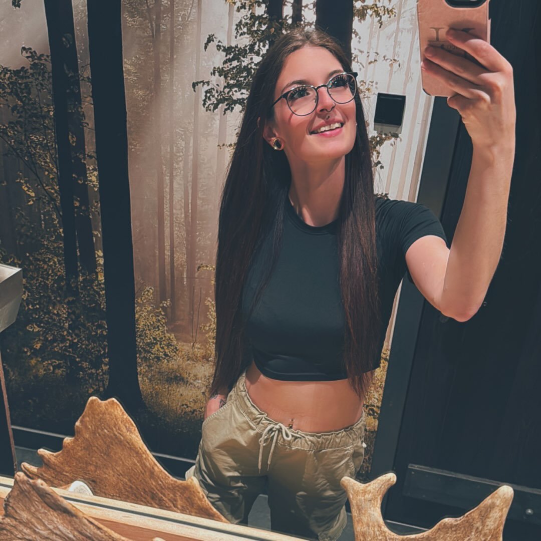 Instagram Profilbild von _helena_myr