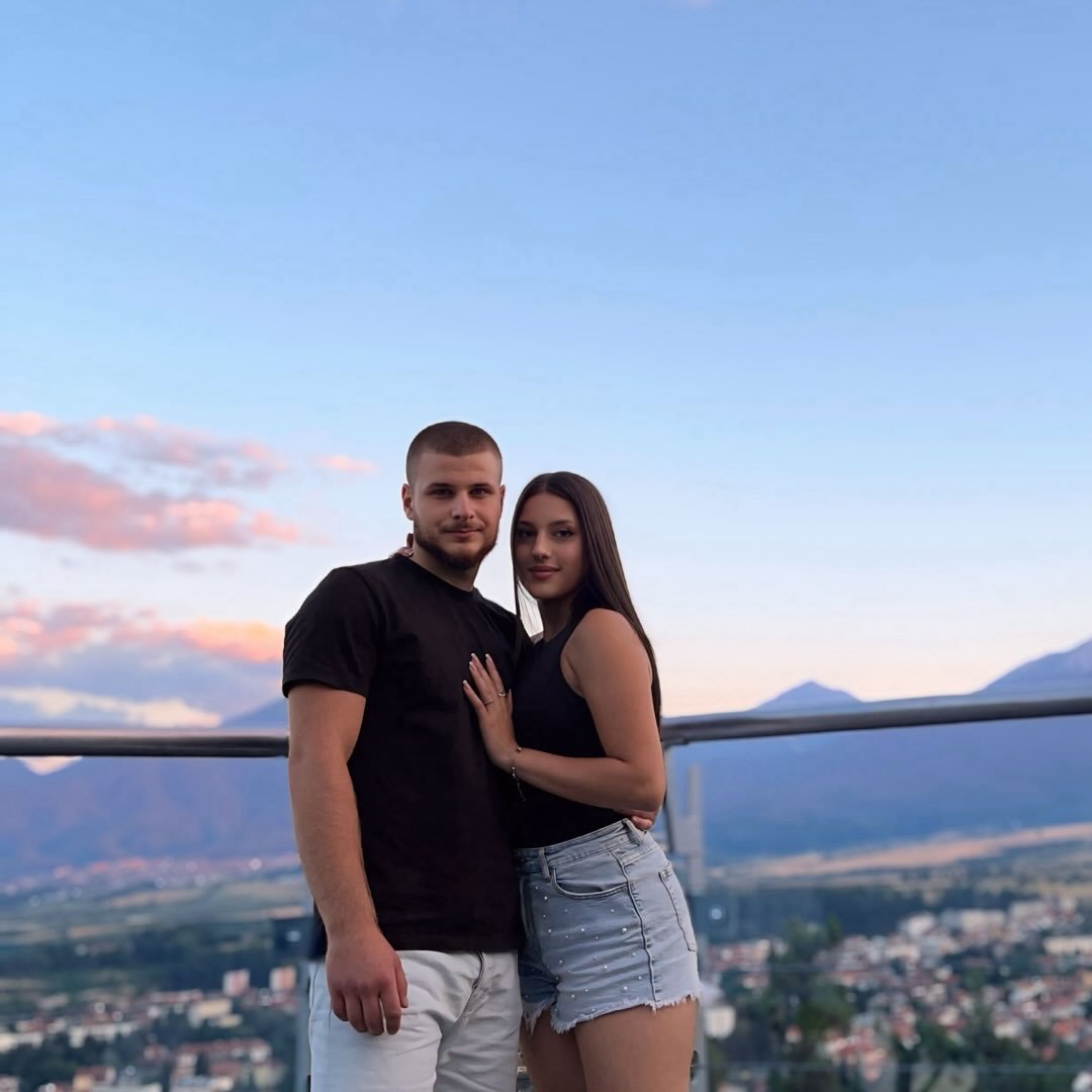 Instagram Profilbild von _halacheva_