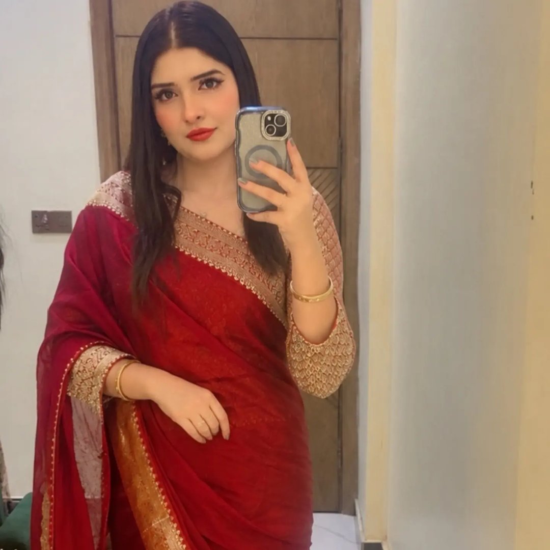 Instagram Profilbild von madiha_abbaxi