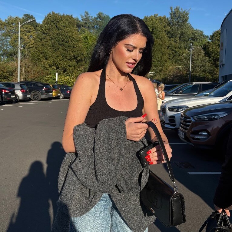 Instagram Profilbild von arjana_shx