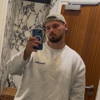 Instagram Profilbild von aand_reeee_