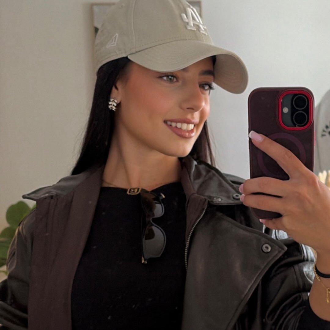 Instagram Profilbild von _elenanikou