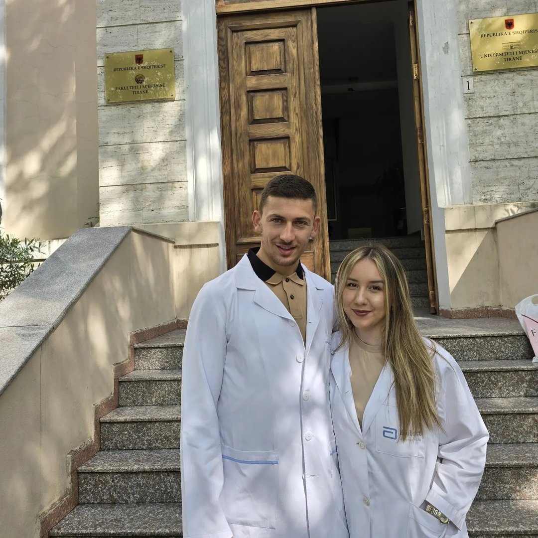 Instagram Profilbild von eniskaziu