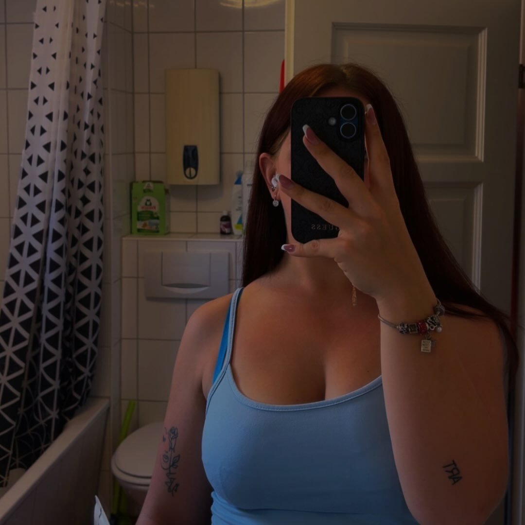 Instagram Profilbild von 02.vxvx