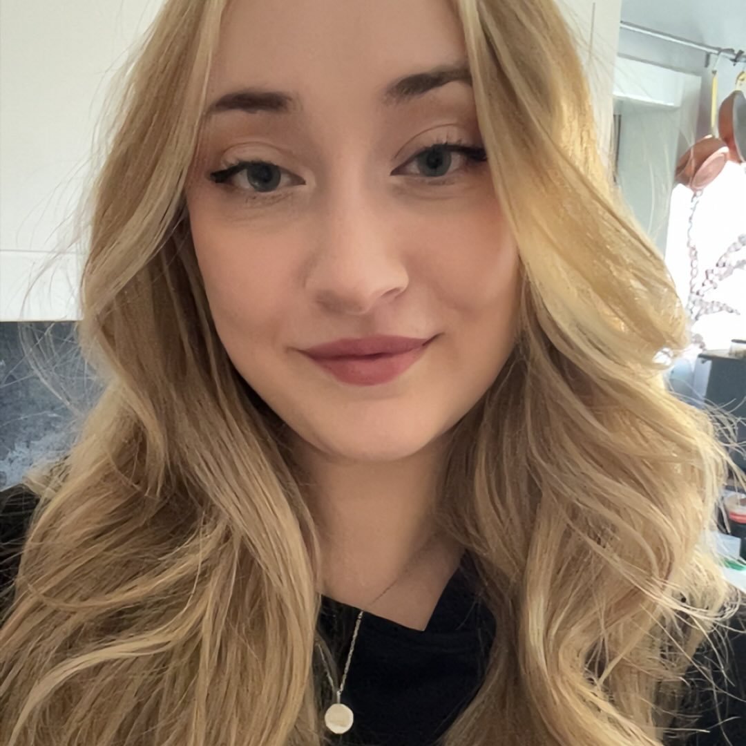 Instagram Profilbild von merveyldm37