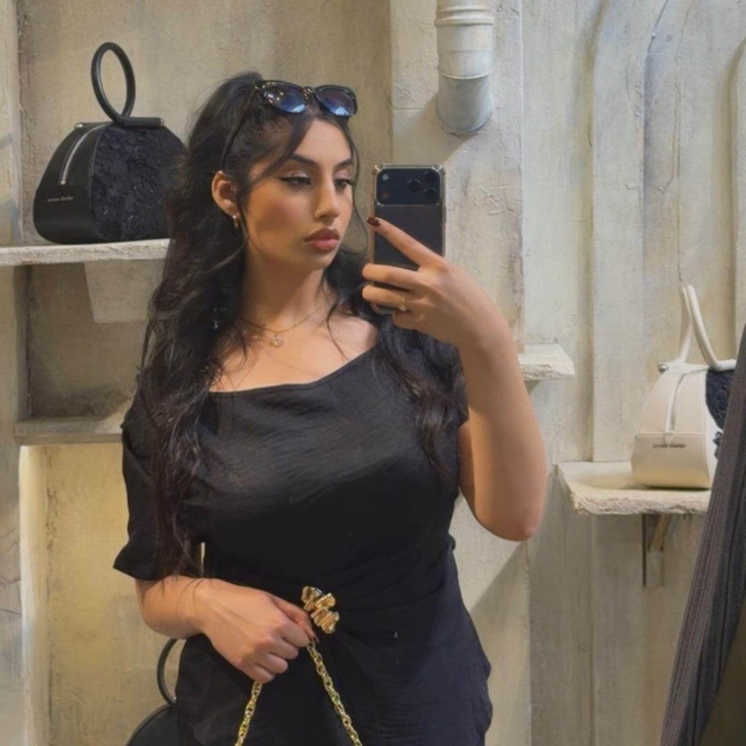 Instagram Profilbild von sxrahhh__