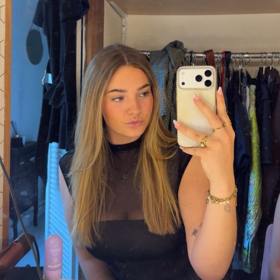 Instagram Profilbild von anoukcozijnn