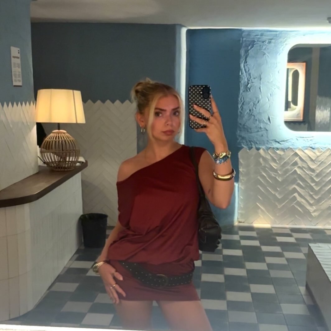 Instagram Profilbild von georgiabury_