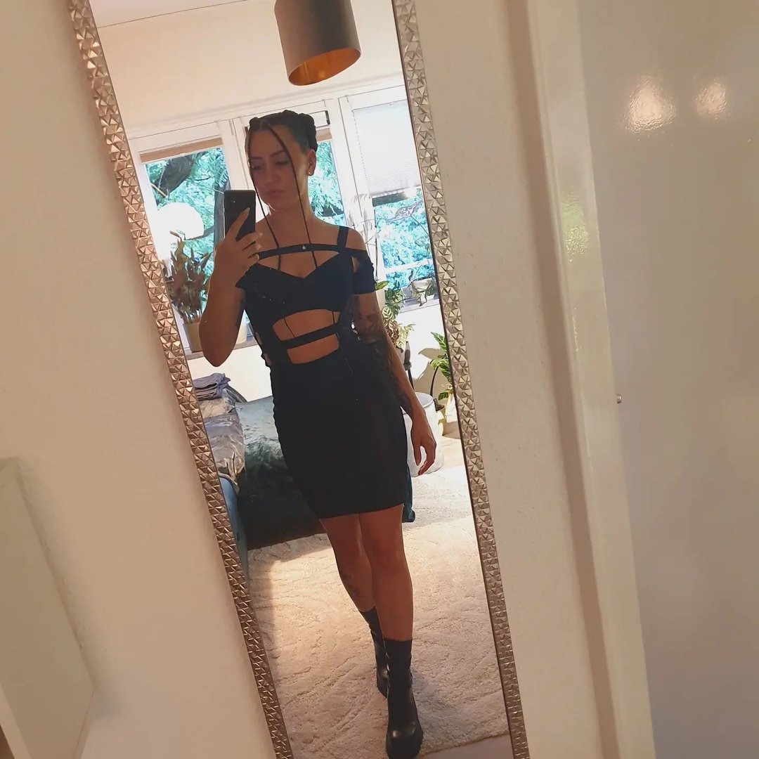 Instagram Profilbild von mrs_molotova