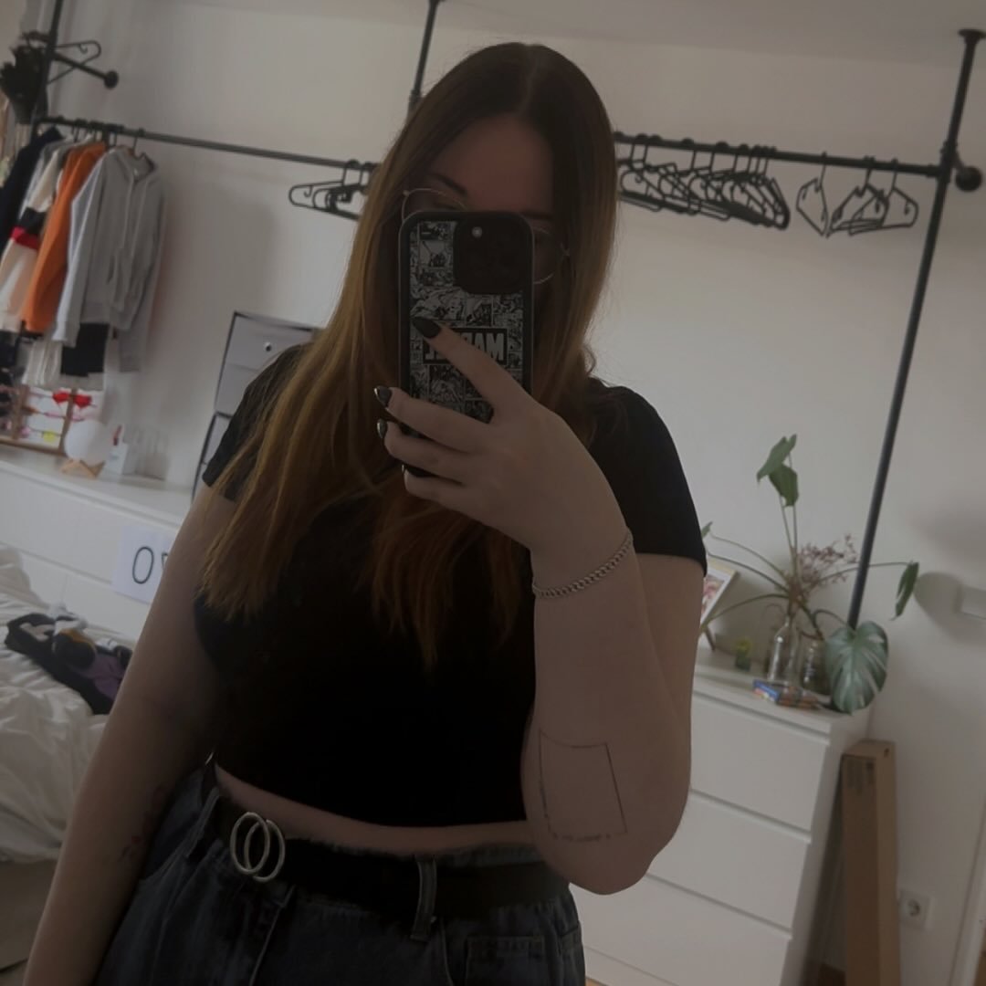 Instagram Profilbild von _https.notlara