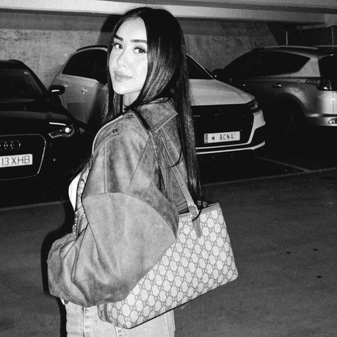 Instagram Profilbild von c.zeliiha