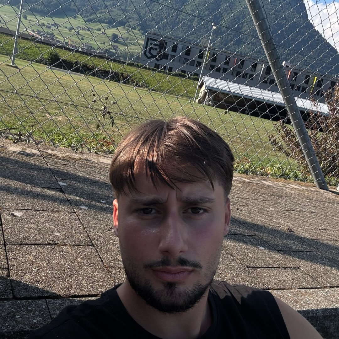 Instagram Profilbild von florianiiii.demolli