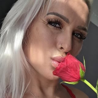 Instagram Profilbild von bett.i.flower