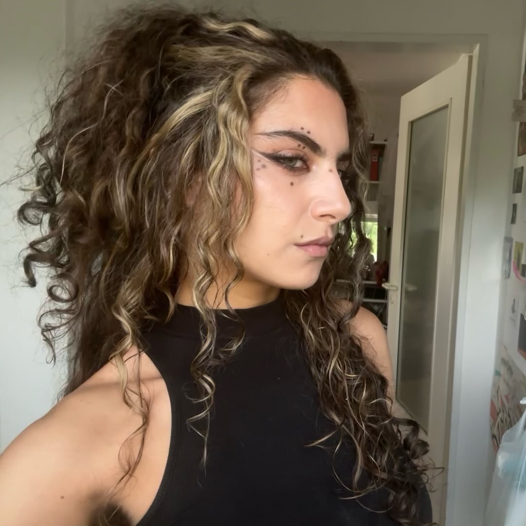 Instagram Profilbild von nura.lmao