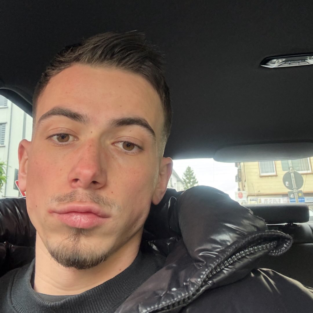 Instagram Profilbild von armin_dznv