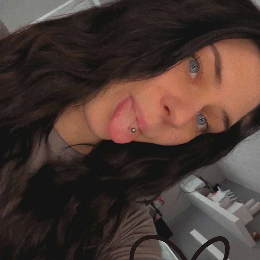 Instagram Profilbild von _larissa_grjtrs