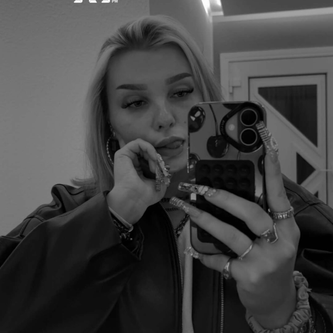 Instagram Profilbild von sxphie.tho