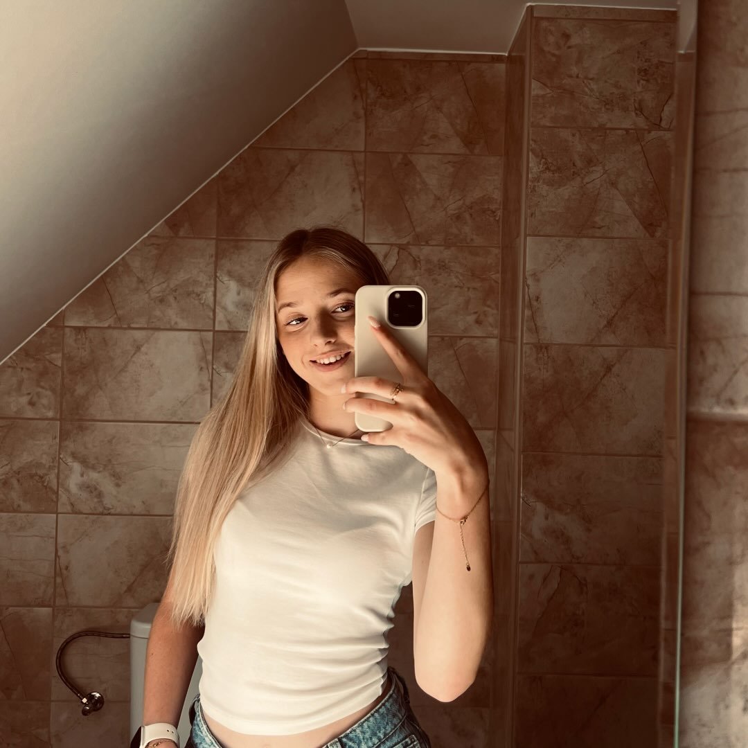 Instagram Profilbild von a_stradejova