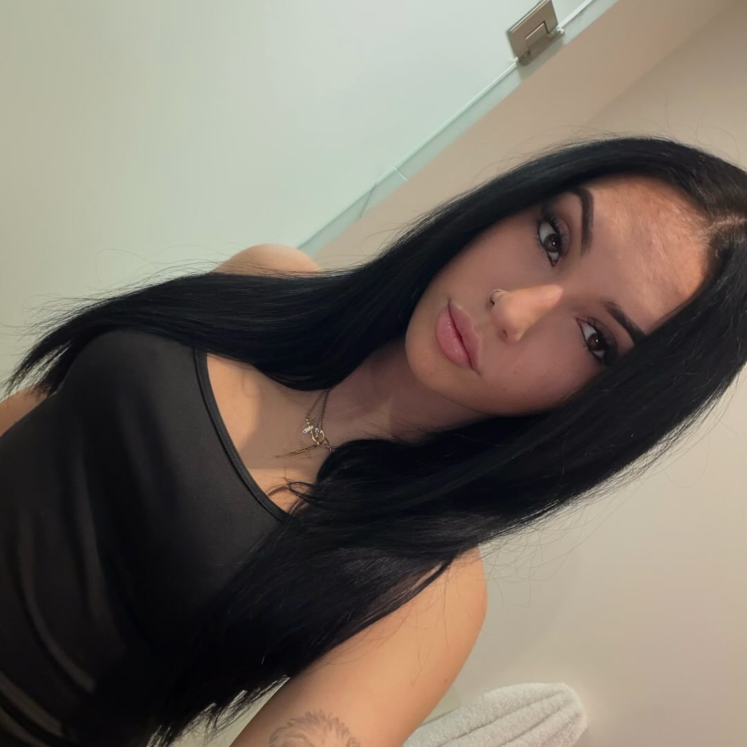Instagram Profilbild von szabolaura02