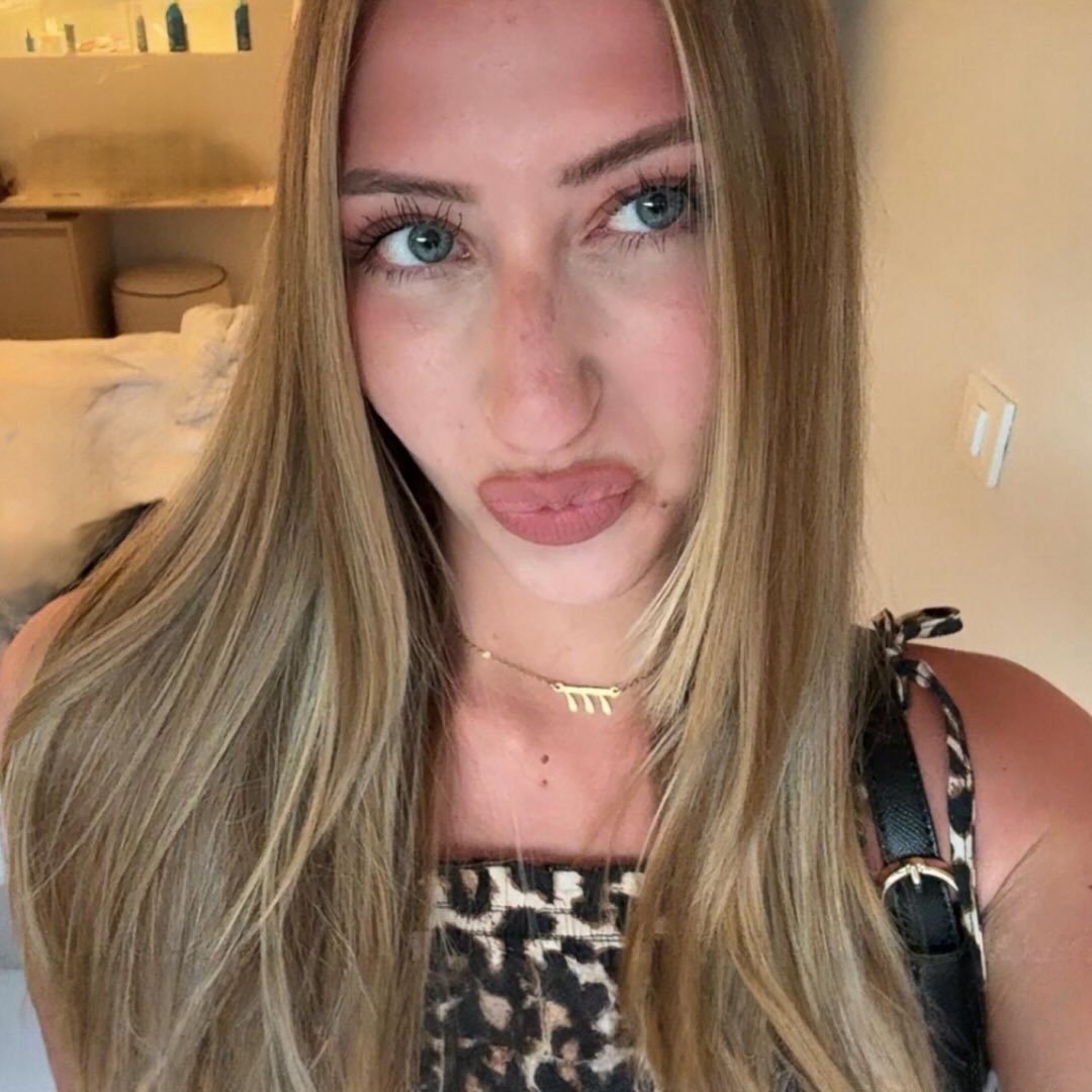 Instagram Profilbild von cvrolinedesiree